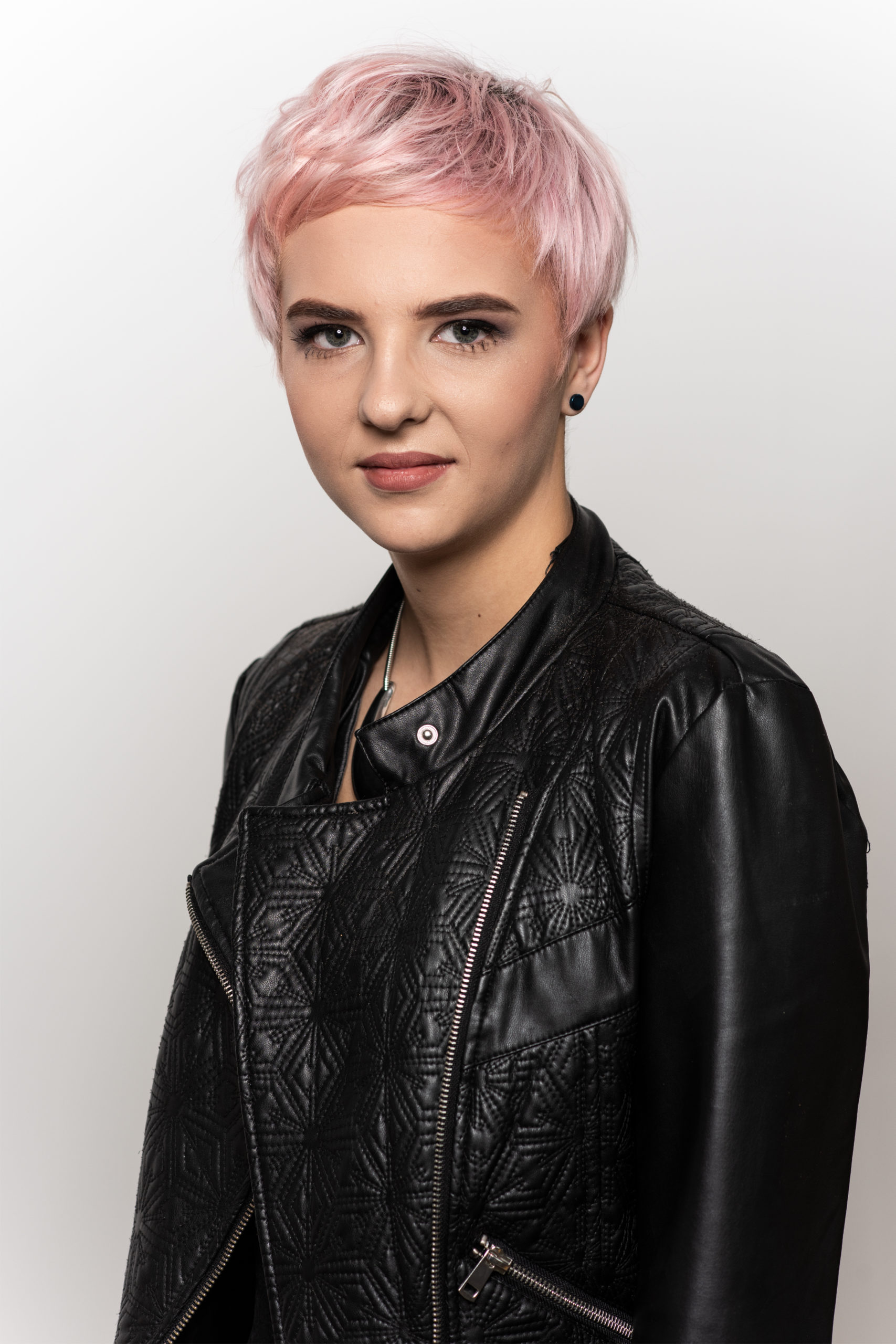 Soft Pixiecut – Short Hair, Easy to Style